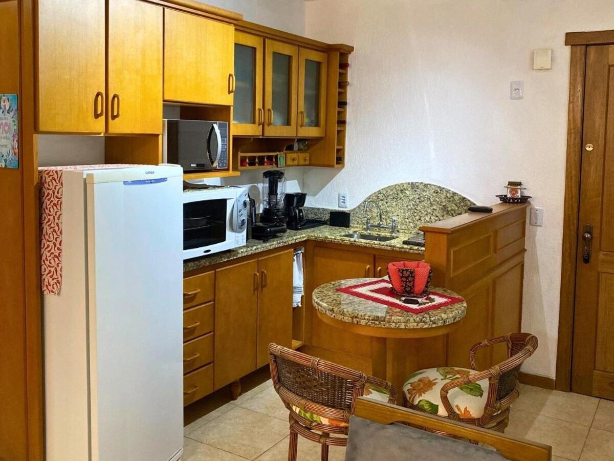 Apartamento No Residencial Village No Centro De Gramado, Com Piscina Aquecida E Hidromassagem Ngoại thất bức ảnh