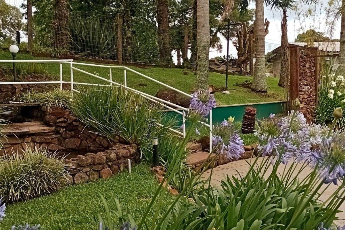 Apartamento No Residencial Village No Centro De Gramado, Com Piscina Aquecida E Hidromassagem Ngoại thất bức ảnh